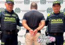 Al parecer estaba golpeando una mujer